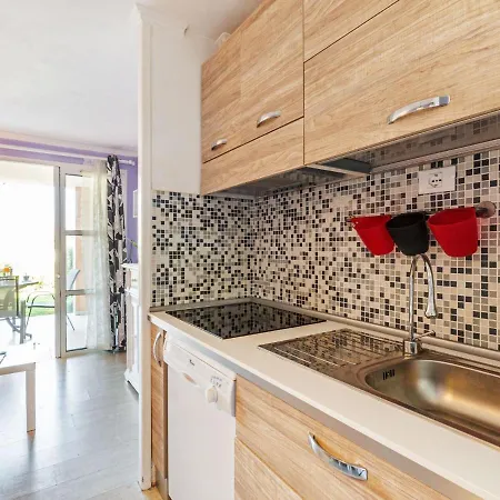 Village Cap Esterel - Le Belvedere-7 By Interhome